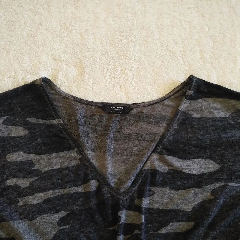 Lucky🍀 Brand Camouflage Print Top - Picture 3 of 12